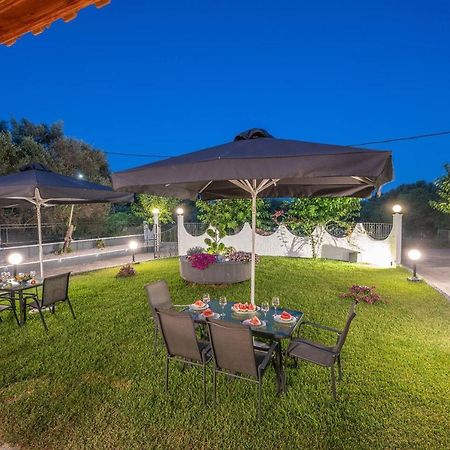 Afroditi Holiday Home - Blue Apartment Свороната Екстер'єр фото