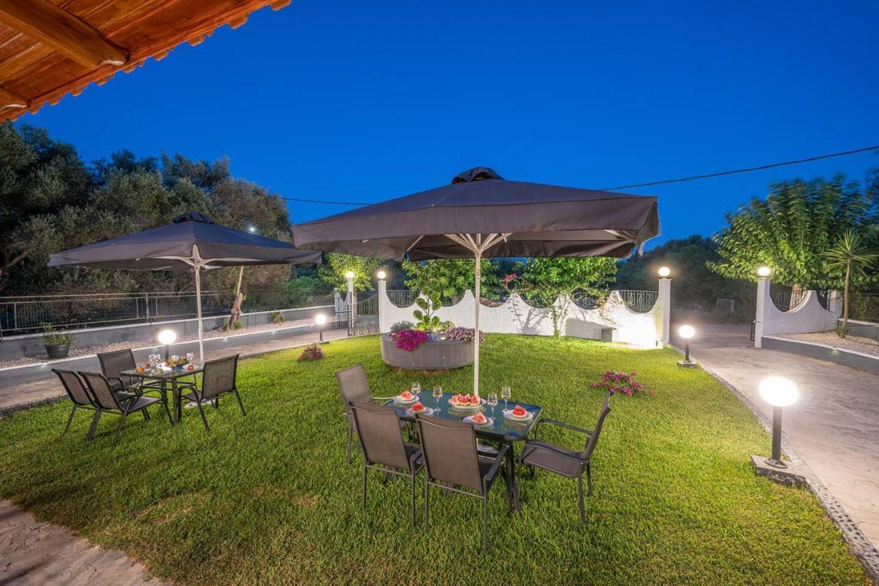 Afroditi Holiday Home - Blue Apartment Свороната Екстер'єр фото