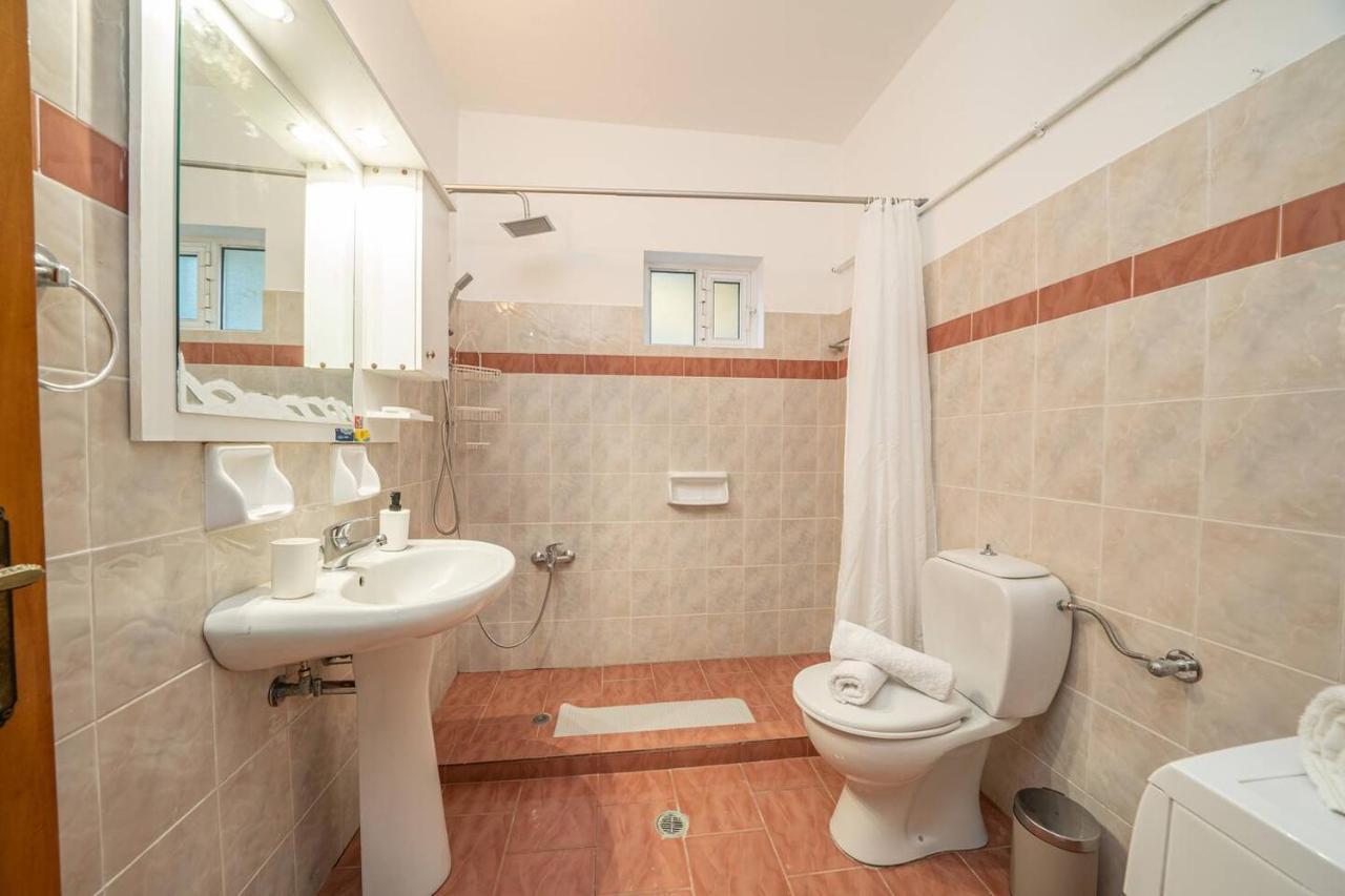 Afroditi Holiday Home - Blue Apartment Свороната Екстер'єр фото